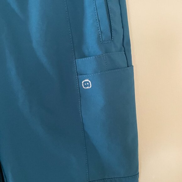 Turquoise scrub top and pants set with pockets XS - Picture 11 of 13